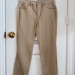 woman’s aeropostale khaki pants